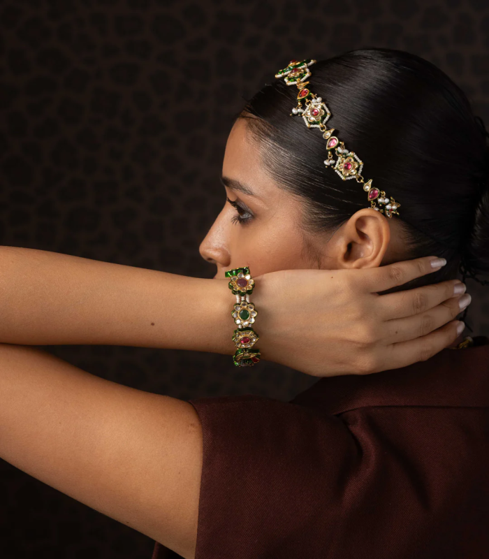 AASHI GREEN KUNDAN BRACELET thumbnail 1